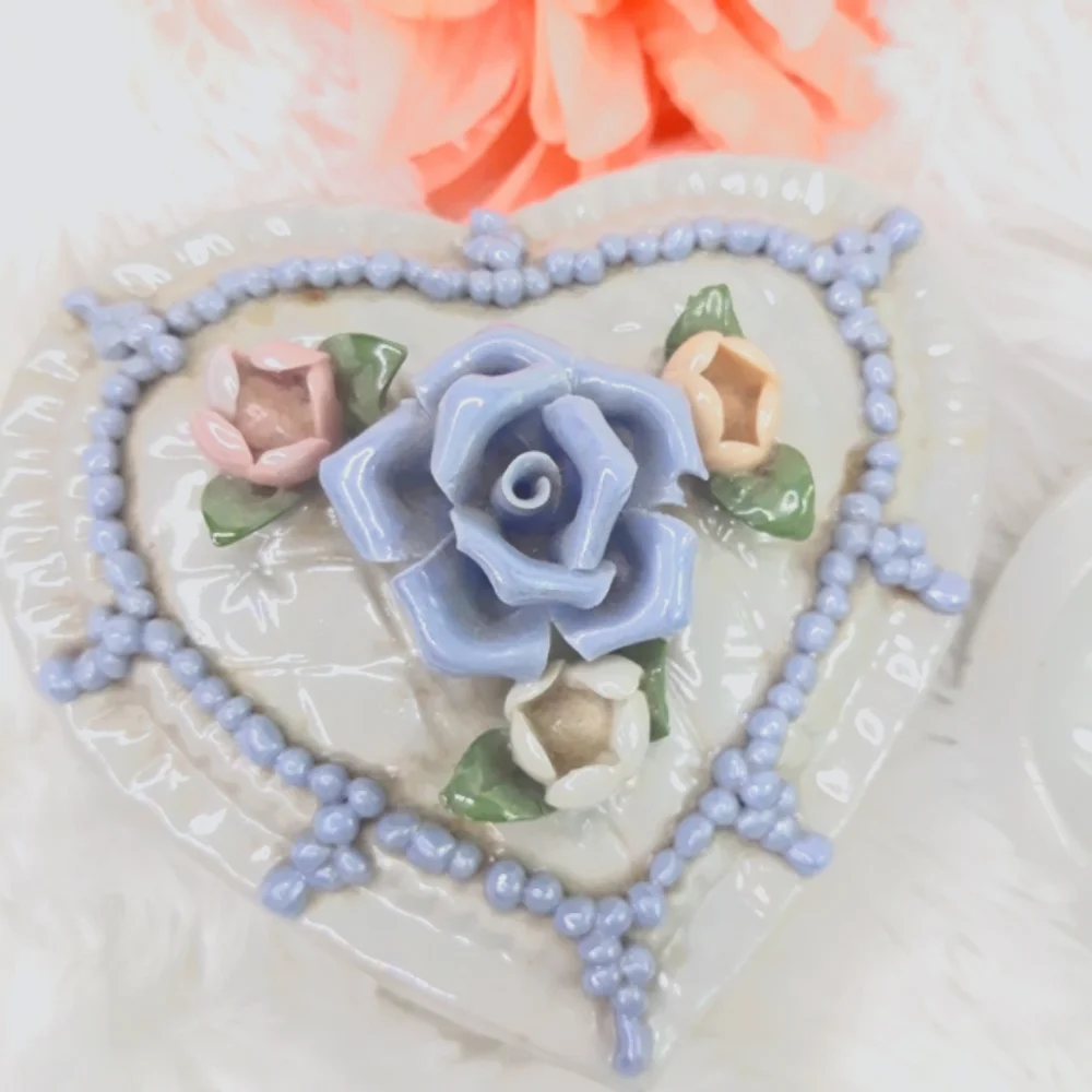 Trinket ceramic heart box & ceramic basket floral